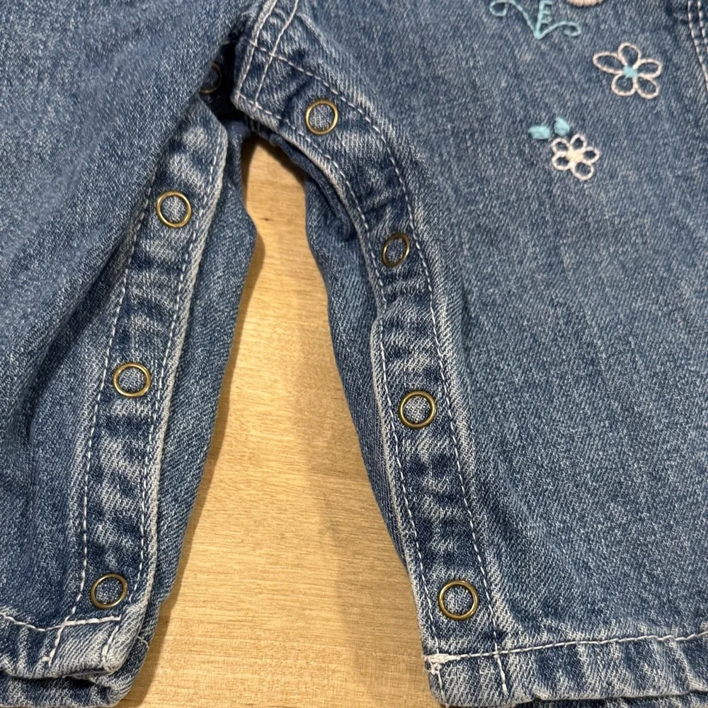 Carhartt Kids Denim Overalls Baby Girl Size 12M Floral Embroidery Blue Bib